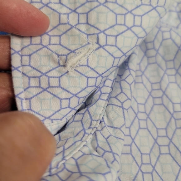 Robert Graham Men's Button-down Shirt Size Large in Blue Contrast Cuff - Picture 11 of 14